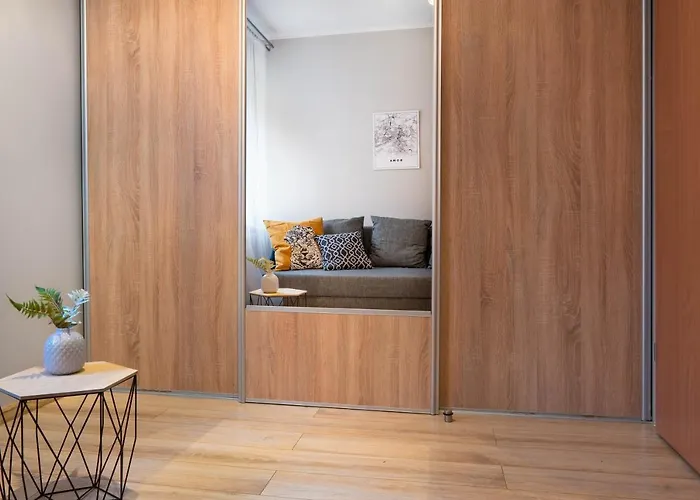 Novinea Ostrow Tumski * Poznaň